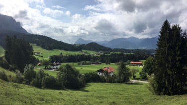 Panorama mit Naunspitze - Inntal mit Pendling